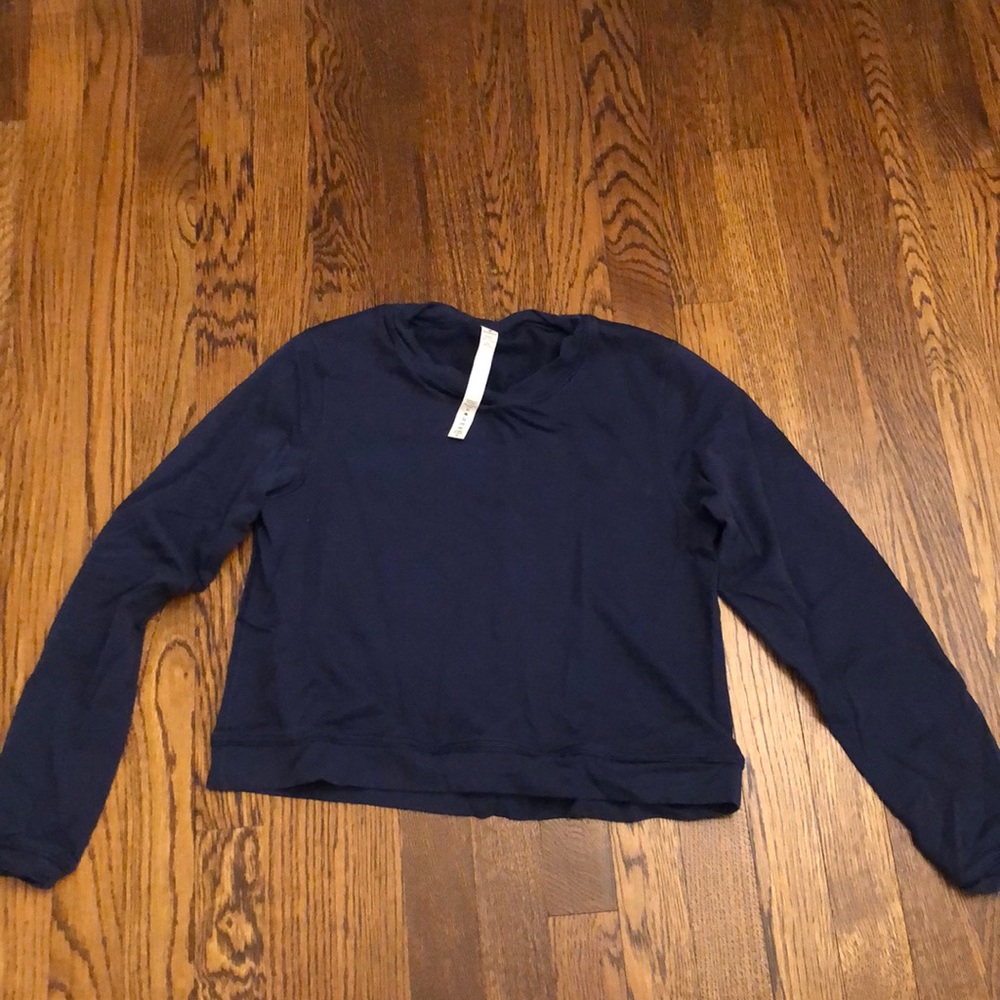 cropped lululemon long sleeve
